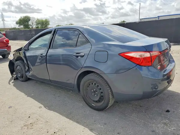 5YFBURHE7KP913087 2019 TOYOTA COROLLA - Image 2