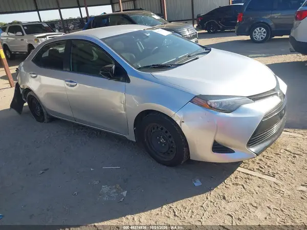 5YFBURHE7KP917897 2019 TOYOTA COROLLA - Image 1