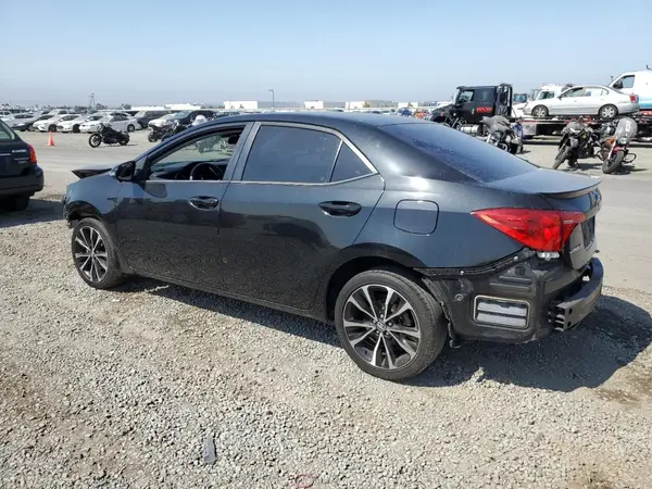 5YFBURHE7KP925157 2019 TOYOTA COROLLA - Image 2