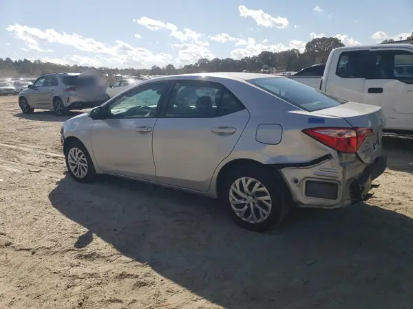 5YFBURHE7KP928978 2019 TOYOTA COROLLA - Image 2