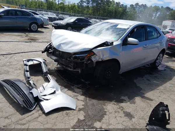 5YFBURHE7KP938250 2019 TOYOTA COROLLA - Image 2