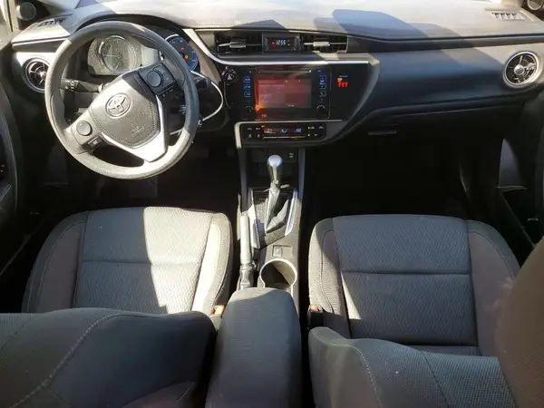5YFBURHE7KP939818 2019 TOYOTA COROLLA - Image 8