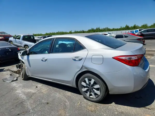 5YFBURHE7KP939978 2019 TOYOTA COROLLA - Image 2