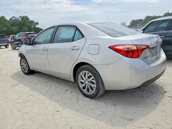 5YFBURHE7KP942749 2019 TOYOTA COROLLA - Image 2