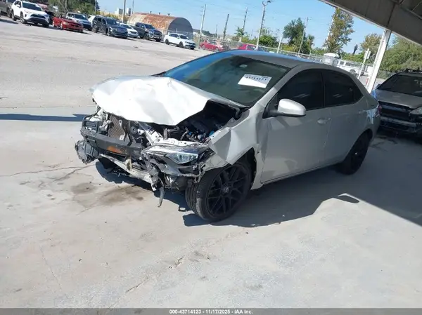 5YFBURHE7KP942914 2019 TOYOTA COROLLA - Image 2