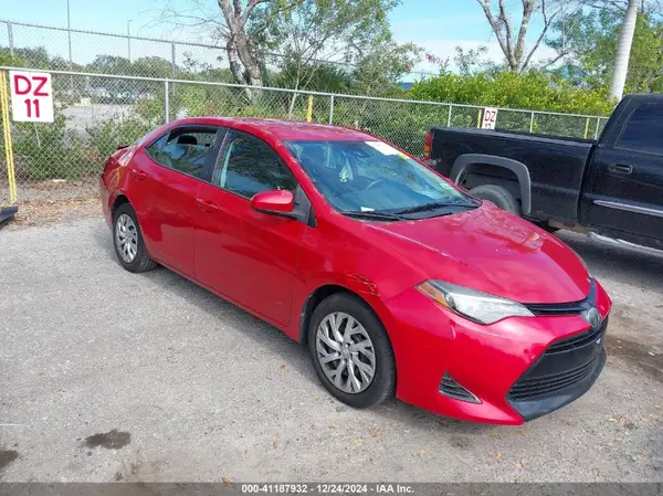 5YFBURHE7KP943433 2019 TOYOTA COROLLA - Image 1