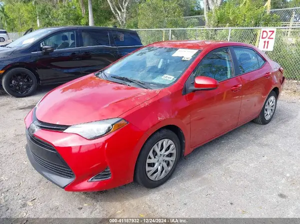 5YFBURHE7KP943433 2019 TOYOTA COROLLA - Image 2
