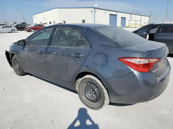 5YFBURHE7KP943822 2019 TOYOTA COROLLA - Image 2
