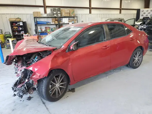 5YFBURHE7KP943917 2019 TOYOTA COROLLA - Image 1