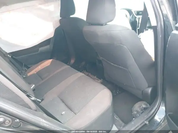 5YFBURHE7KP944310 2019 TOYOTA COROLLA - Image 8