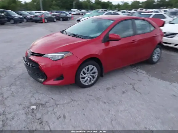 5YFBURHE7KP947742 2019 TOYOTA COROLLA - Image 2