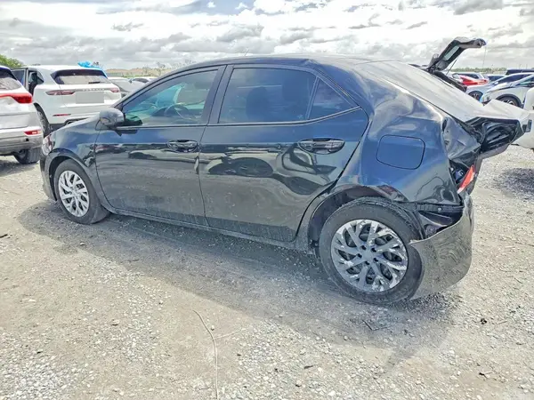 5YFBURHE7KP948437 2019 TOYOTA COROLLA - Image 2