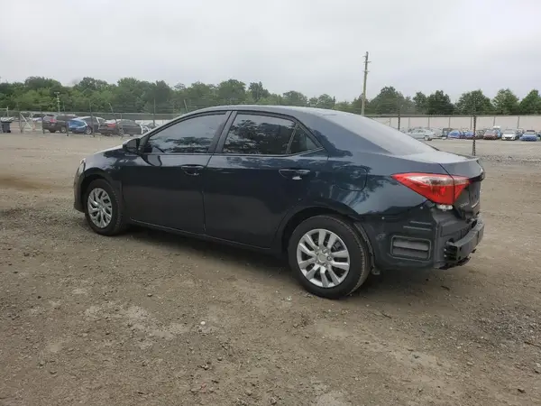 5YFBURHE7KP948857 2019 TOYOTA COROLLA - Image 2