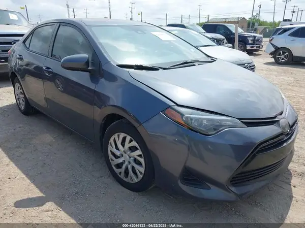 5YFBURHE7KP948955 2019 TOYOTA COROLLA - Image 1