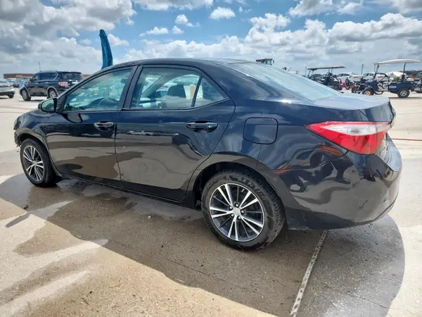 5YFBURHE8GP366905 2016 TOYOTA COROLLA - Image 2