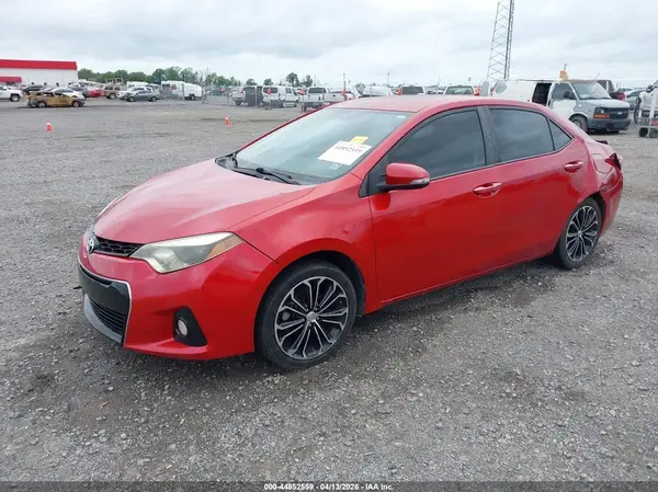 5YFBURHE8GP378049 2016 TOYOTA COROLLA - Image 2