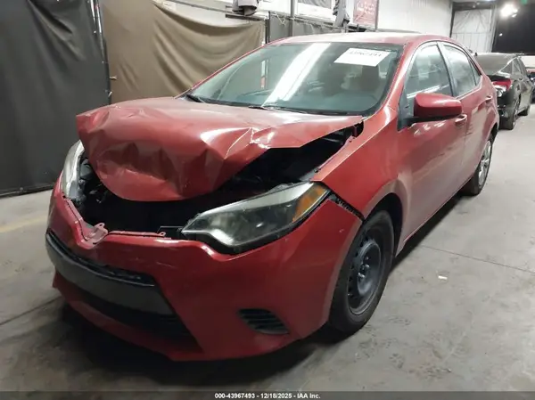 5YFBURHE8GP387625 2016 TOYOTA COROLLA - Image 2