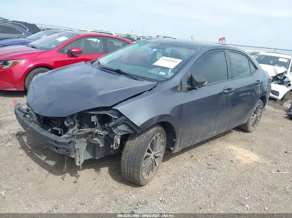 5YFBURHE8GP389374 2016 TOYOTA COROLLA - Image 2