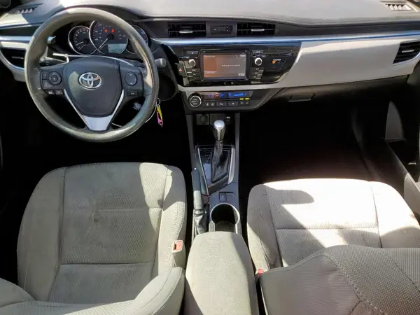 5YFBURHE8GP392582 2016 TOYOTA COROLLA - Image 8