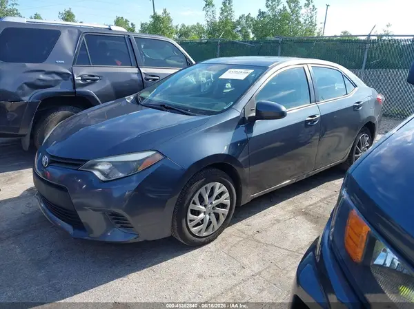 5YFBURHE8GP394204 2016 TOYOTA COROLLA - Image 2