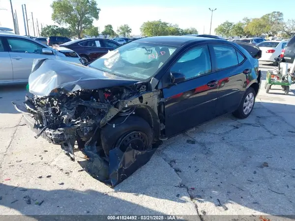 5YFBURHE8GP397068 2016 TOYOTA COROLLA - Image 2