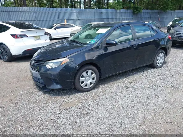 5YFBURHE8GP400177 2016 TOYOTA COROLLA - Image 2