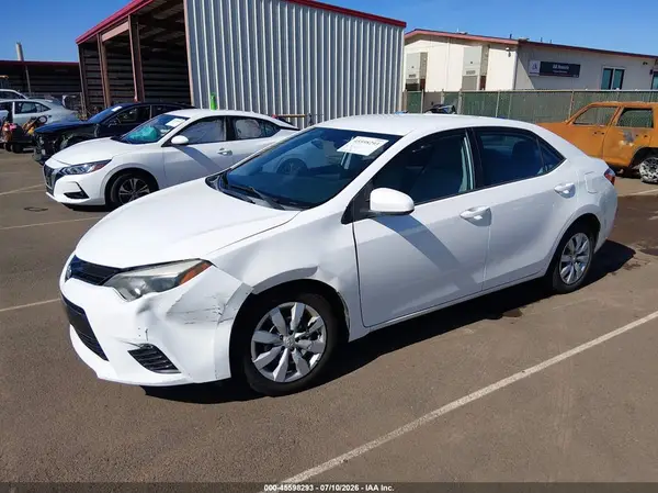 5YFBURHE8GP405492 2016 TOYOTA COROLLA - Image 2