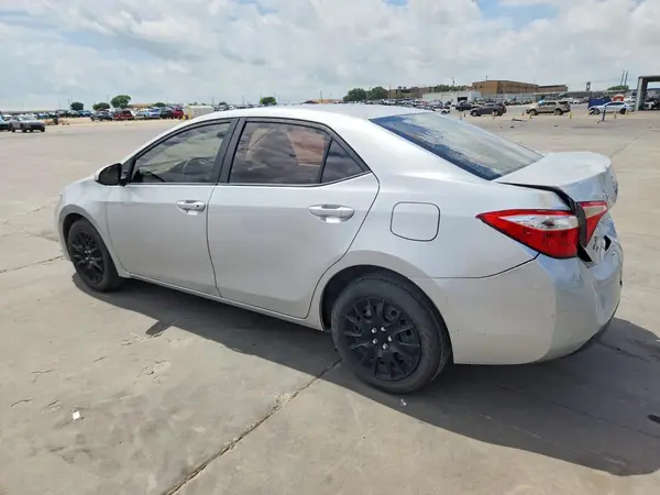 5YFBURHE8GP406447 2016 TOYOTA COROLLA - Image 2