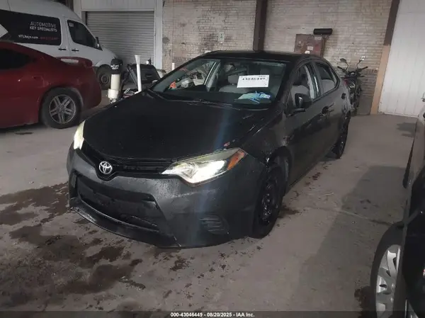 5YFBURHE8GP406738 2016 TOYOTA COROLLA - Image 2