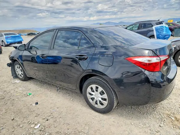 5YFBURHE8GP407971 2016 TOYOTA COROLLA - Image 2