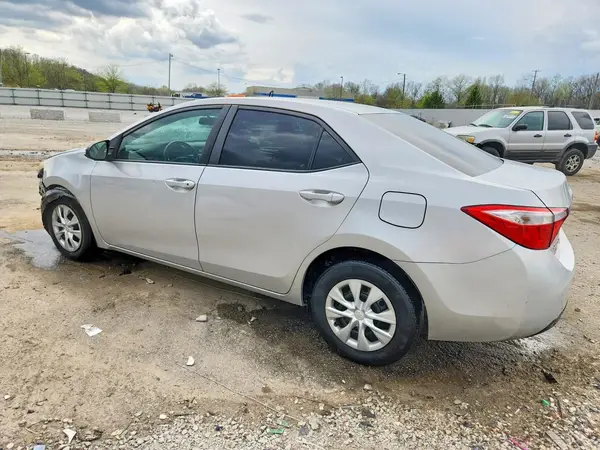 5YFBURHE8GP410224 2016 TOYOTA COROLLA - Image 2