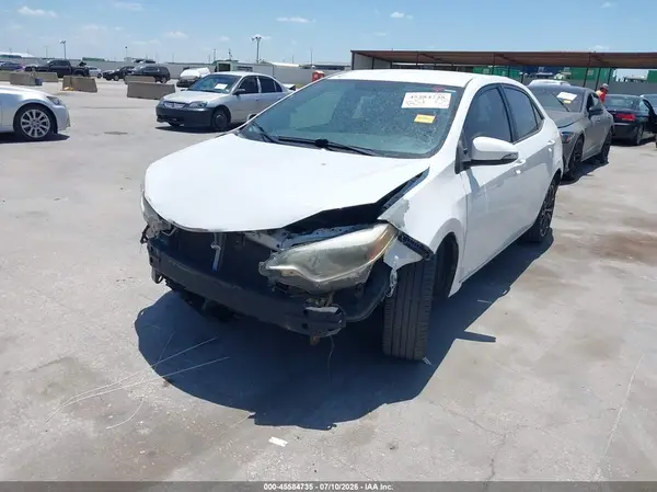 5YFBURHE8GP412152 2016 TOYOTA COROLLA - Image 2