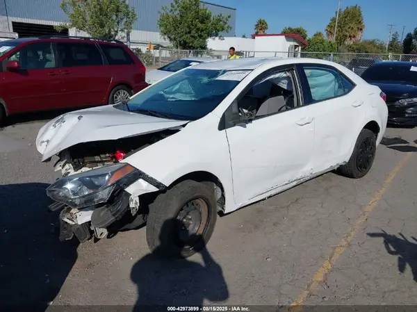 5YFBURHE8GP413091 2016 TOYOTA COROLLA - Image 2