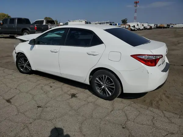 5YFBURHE8GP417917 2016 TOYOTA COROLLA - Image 2