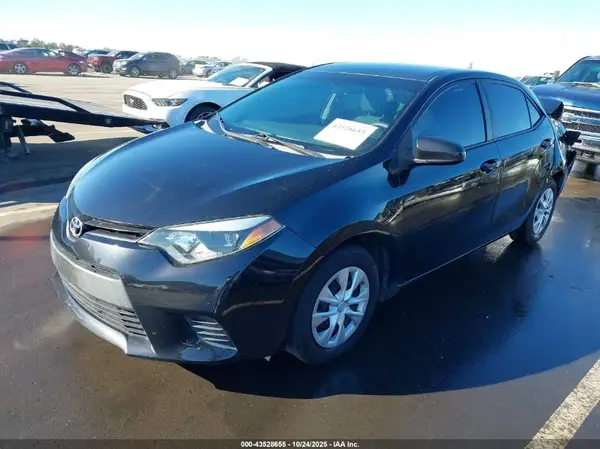 5YFBURHE8GP429761 2016 TOYOTA COROLLA - Image 2