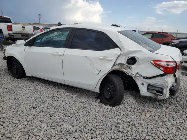 5YFBURHE8GP434877 2016 TOYOTA COROLLA - Image 2