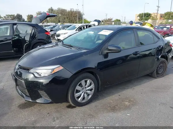 5YFBURHE8GP439108 2016 TOYOTA COROLLA - Image 2