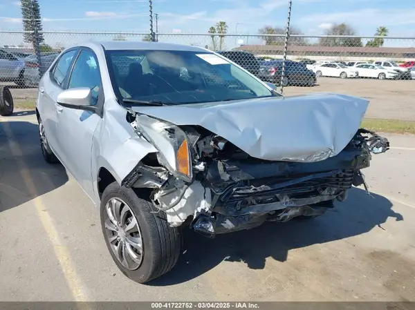 5YFBURHE8GP444793 2016 TOYOTA COROLLA - Image 1