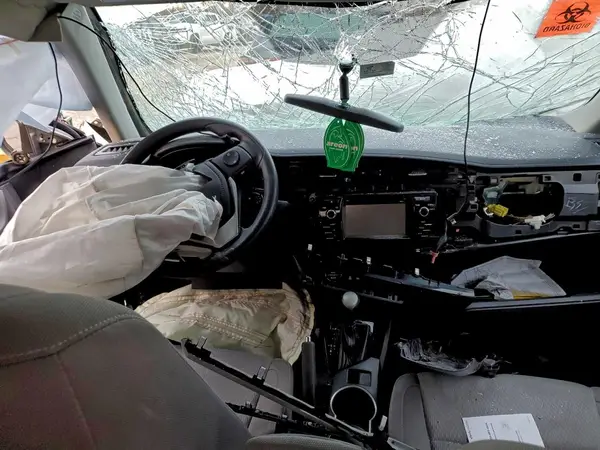 5YFBURHE8GP452411 2016 TOYOTA COROLLA - Image 8