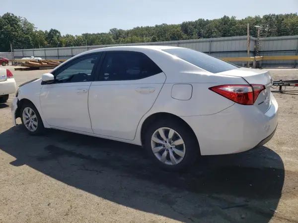 5YFBURHE8GP454272 2016 TOYOTA COROLLA - Image 2