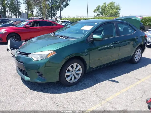 5YFBURHE8GP454644 2016 TOYOTA COROLLA - Image 2