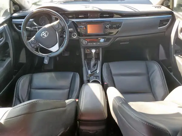 5YFBURHE8GP461190 2016 TOYOTA COROLLA - Image 8
