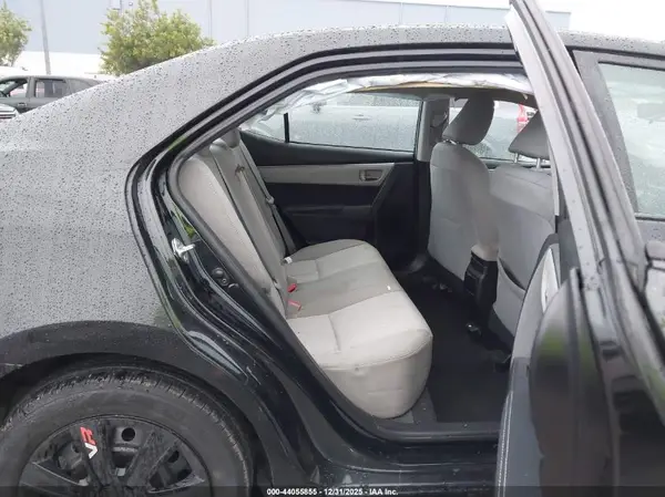 5YFBURHE8GP465014 2016 TOYOTA COROLLA - Image 8