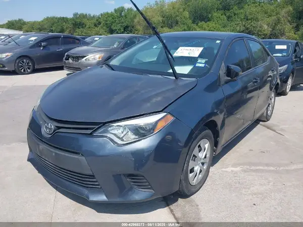 5YFBURHE8GP465630 2016 TOYOTA COROLLA - Image 2