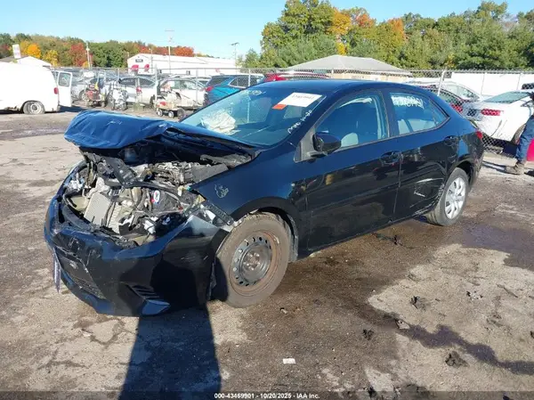 5YFBURHE8GP466504 2016 TOYOTA COROLLA - Image 2