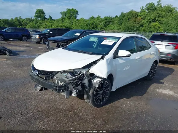 5YFBURHE8GP469970 2016 TOYOTA COROLLA - Image 2