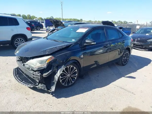 5YFBURHE8GP471928 2016 TOYOTA COROLLA - Image 2