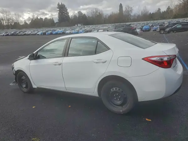 5YFBURHE8GP478958 2016 TOYOTA COROLLA - Image 2