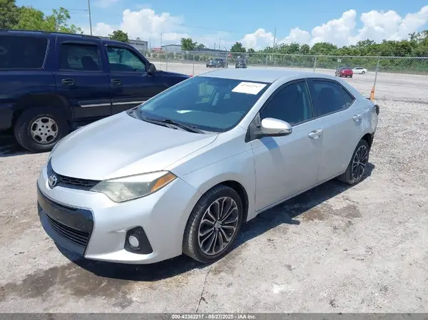 5YFBURHE8GP480810 2016 TOYOTA COROLLA - Image 2