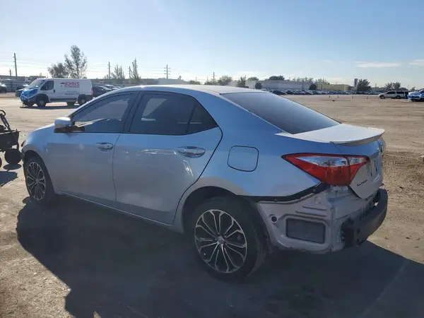 5YFBURHE8GP485098 2016 TOYOTA COROLLA - Image 2